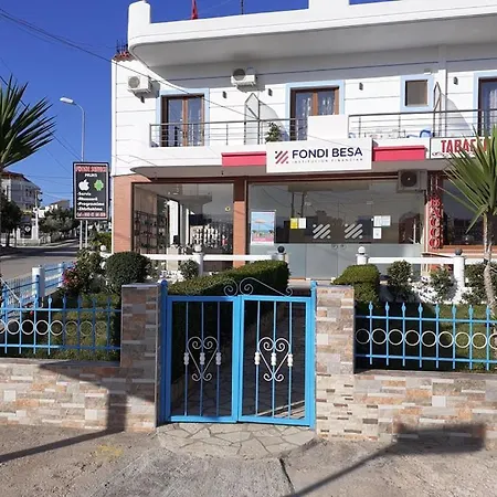 ホテル Vila Shuka Ksamil Sarandë