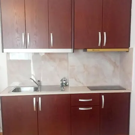 ホテル Vila Shuka Ksamil