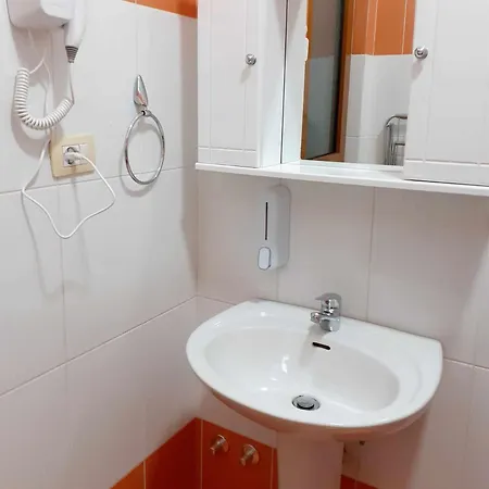 ホテル Vila Shuka Ksamil Sarandë